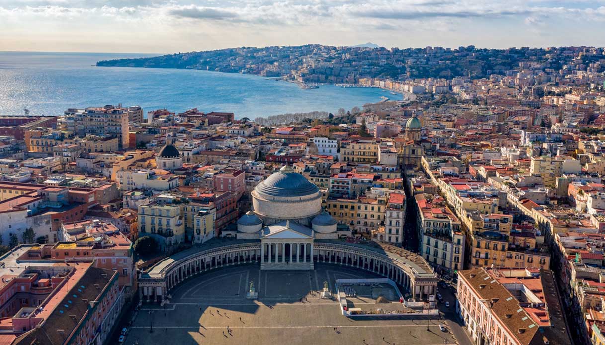 naples tour