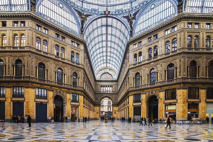 Tour panoramico della città di Napoli e centro storico (8 ore)